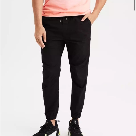 American Eagle Outfitters Other - ❄️3 for $25 AE Next Level Flex Solid Black Joggers